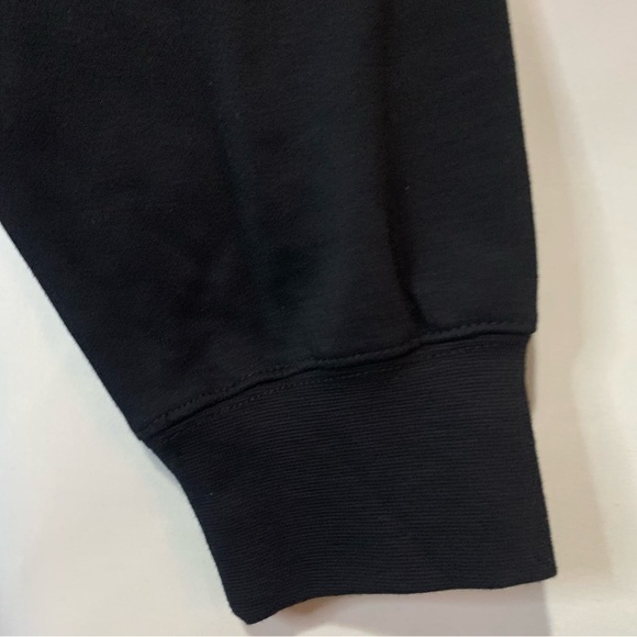 Vintage Poppy Flowers Sweatshirt Black NWOT - Size XL Unisex - Picture 8 of 9